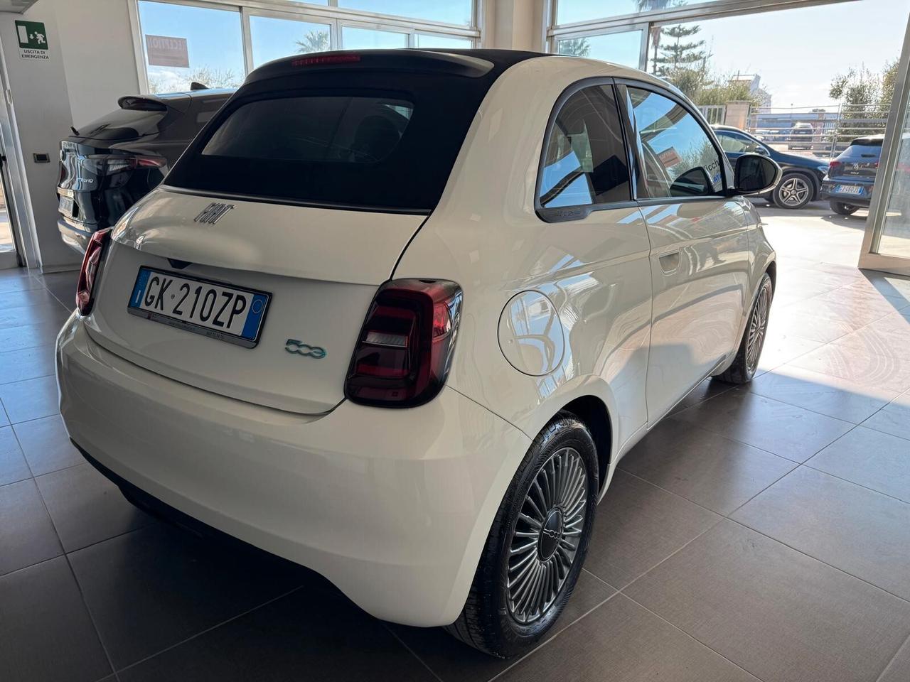 Fiat 500 Icon Cabrio 42 kWh