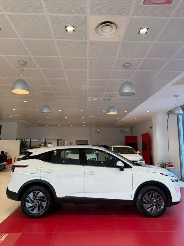 NISSAN Qashqai MHEV 158 CV Xtronic Business