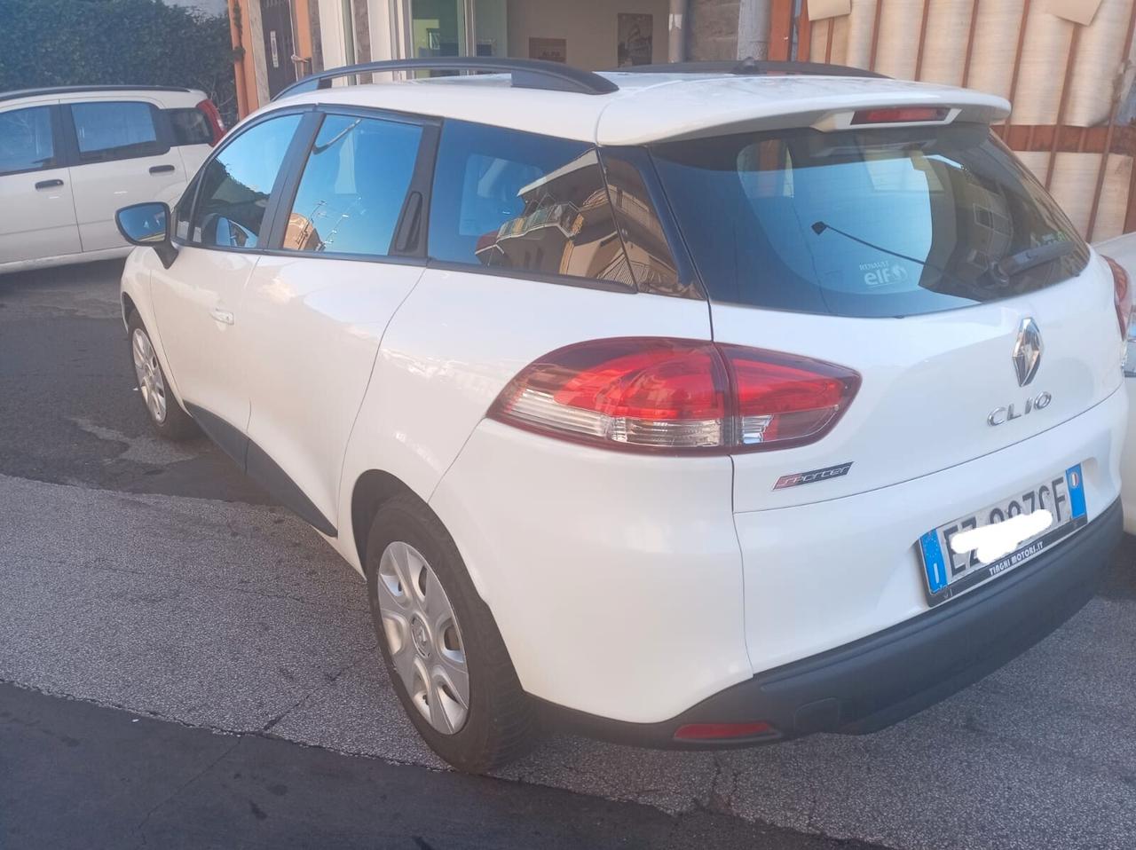 Renault Clio Sporter 1.5 dCi 8V 75CV Costume National