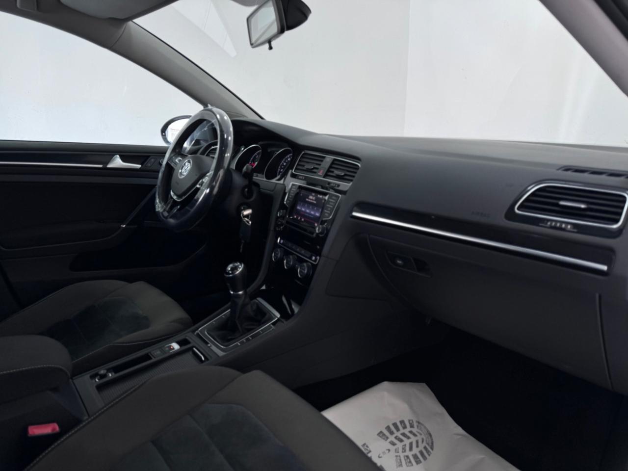 Volkswagen Golf 1.6 TDI 5p. Highline BlueMotion Technology
