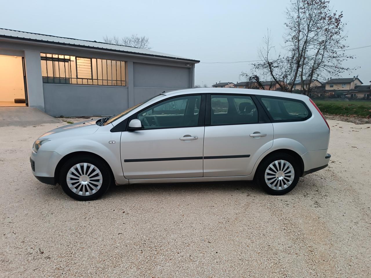 Ford Focus sw garanzia