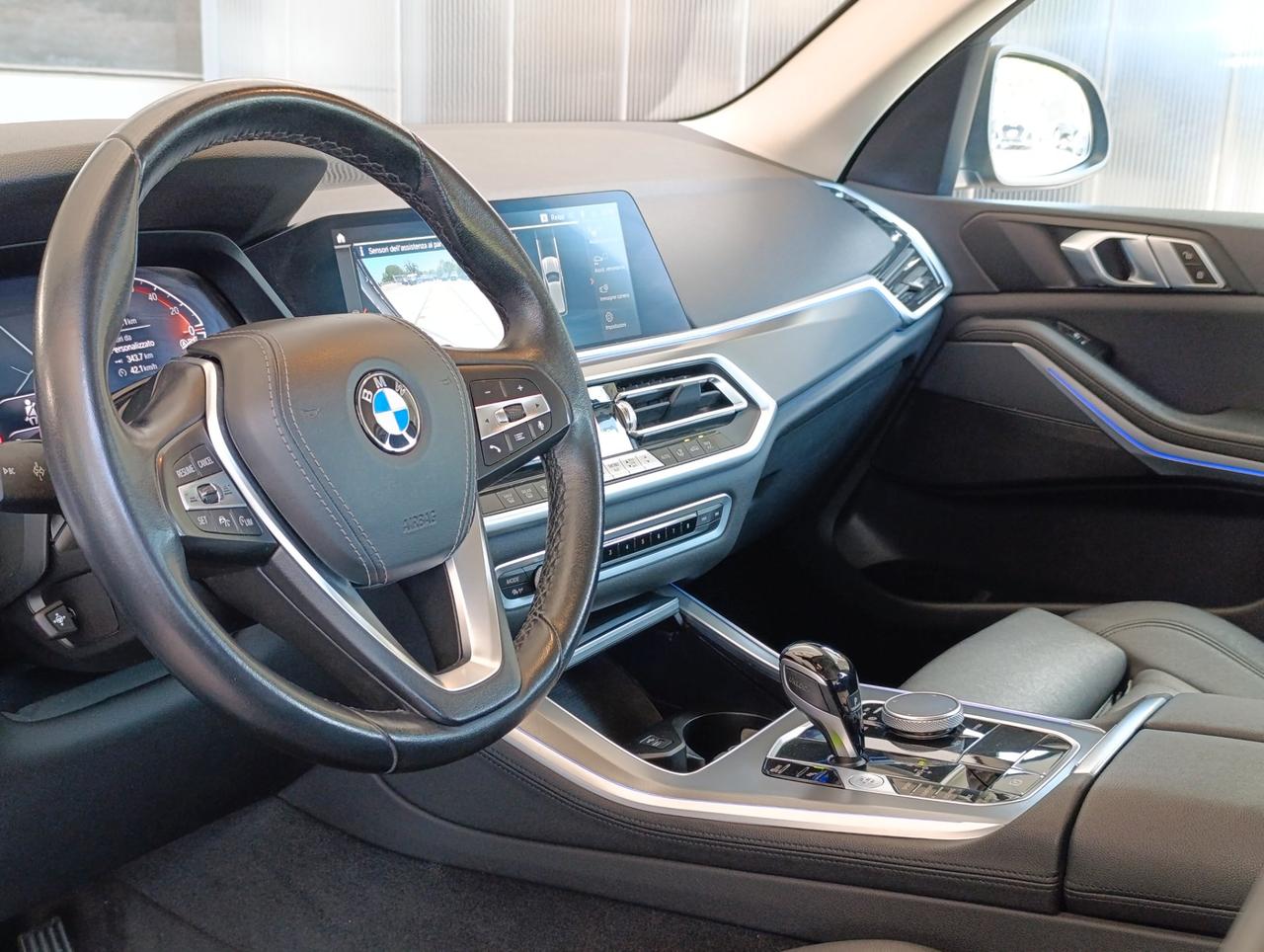 BMW X5 xdrive40d mhev 48V Business auto