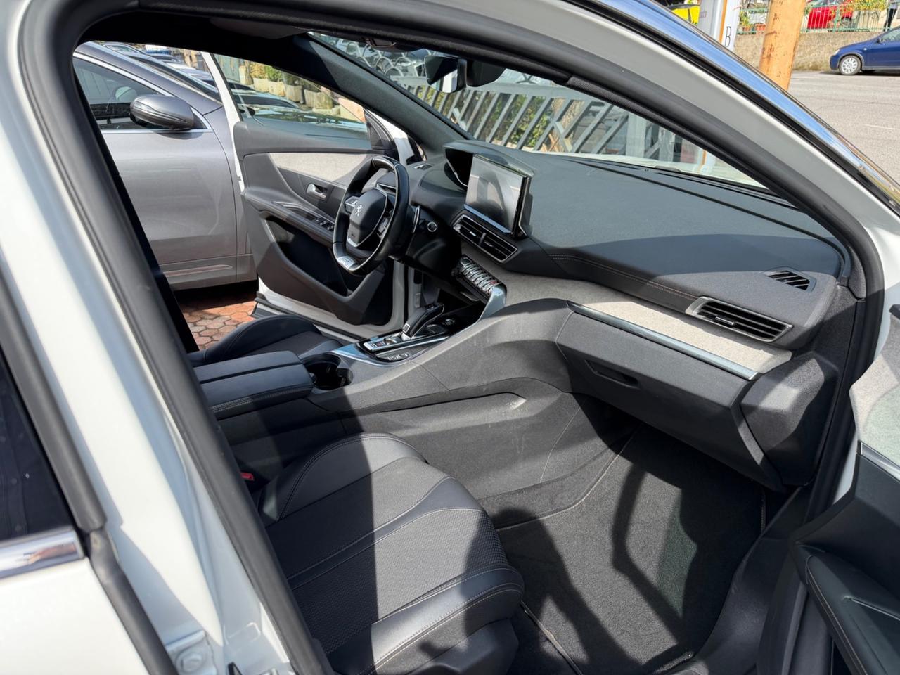 Peugeot 3008 PureTech Turbo 130 S&S EAT8 GT