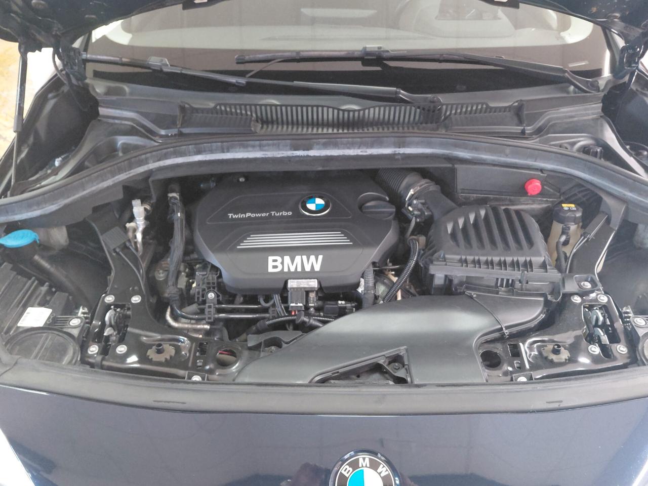 Bmw 2er Active Tourer 218d xDrive Advantage