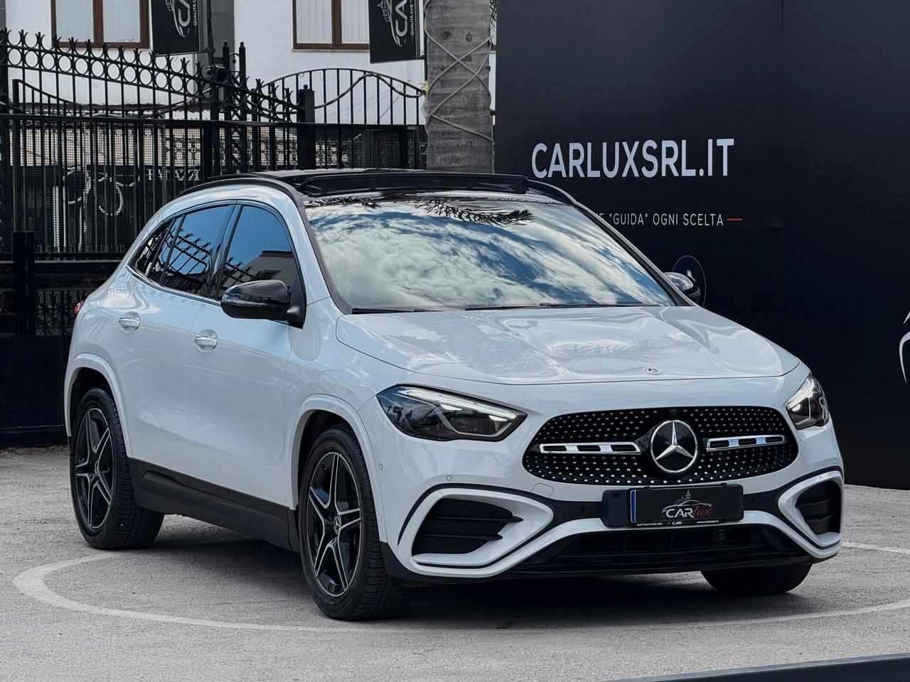 Mercedes-Benz GLA 200 d AMG Premium Plus TETTO