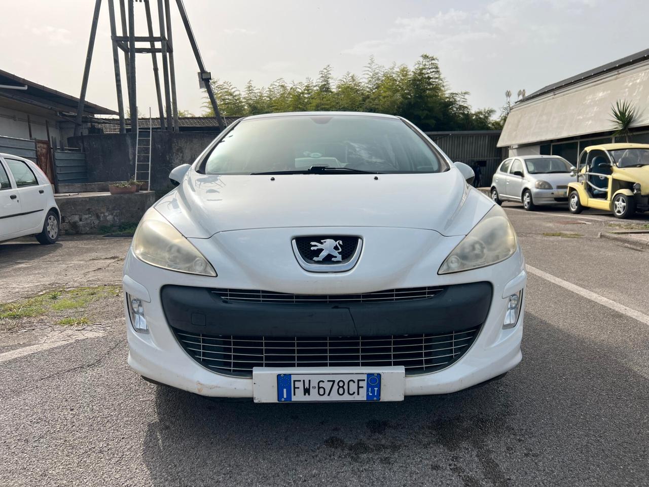 Peugeot 308 1.6 8V HDi 112CV cambio robotizzato 5p. Tecno