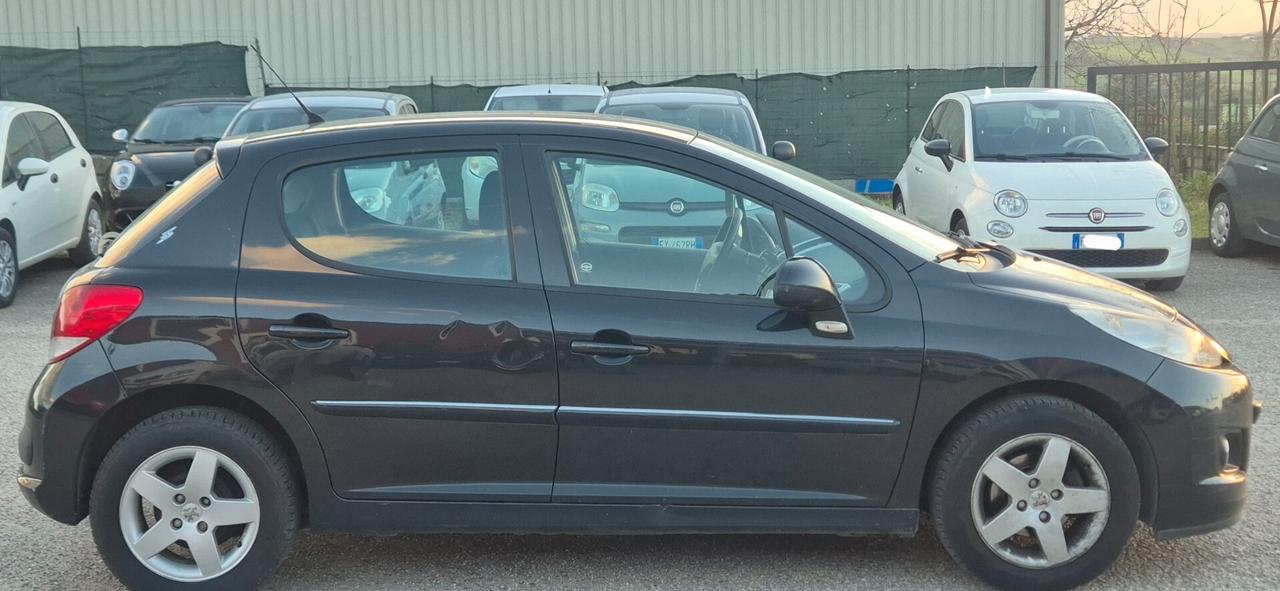 Peugeot 207 1.4 HDi 70CV 5p. Energie