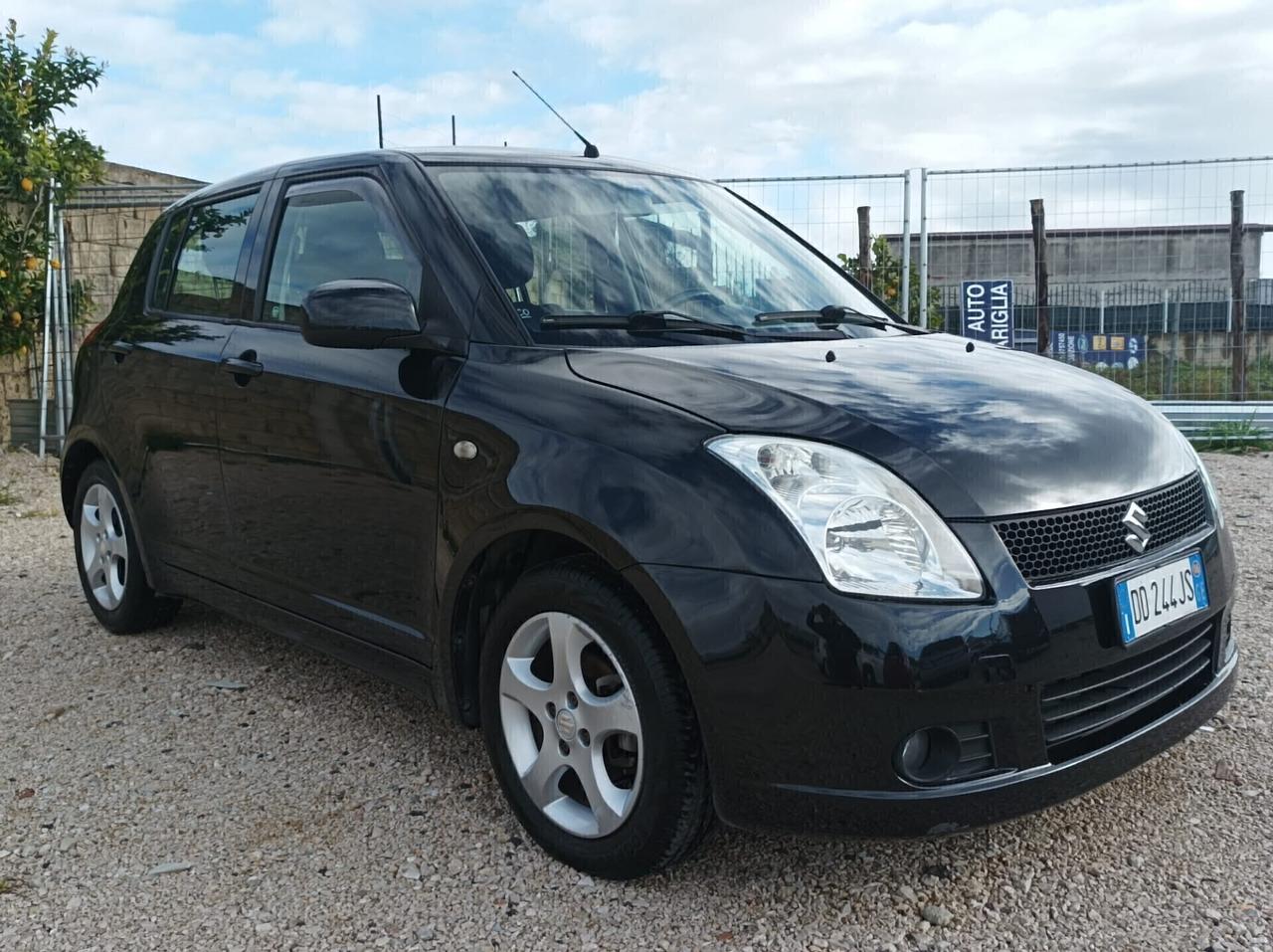 Suzuki Swift 1.3 5p. GLX
