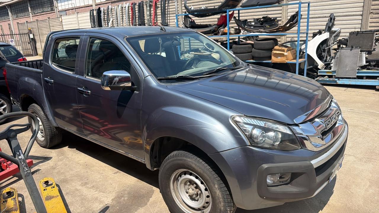 Isuzu D-Max 2.5 Space Cab Solar 4WD