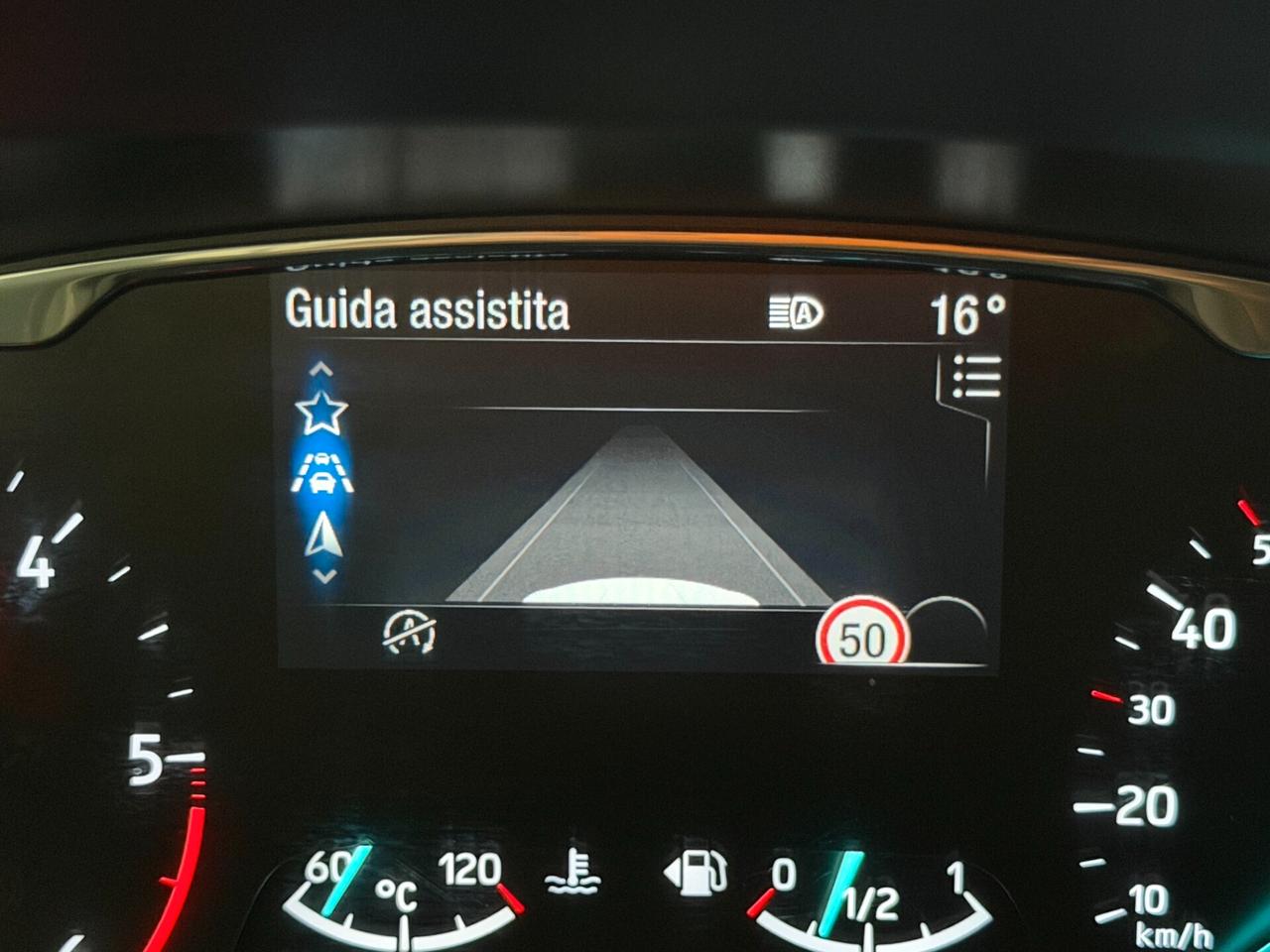 Ford Fiesta 1.5 EcoBlue TITANIUM NAVI/LED/MULTI