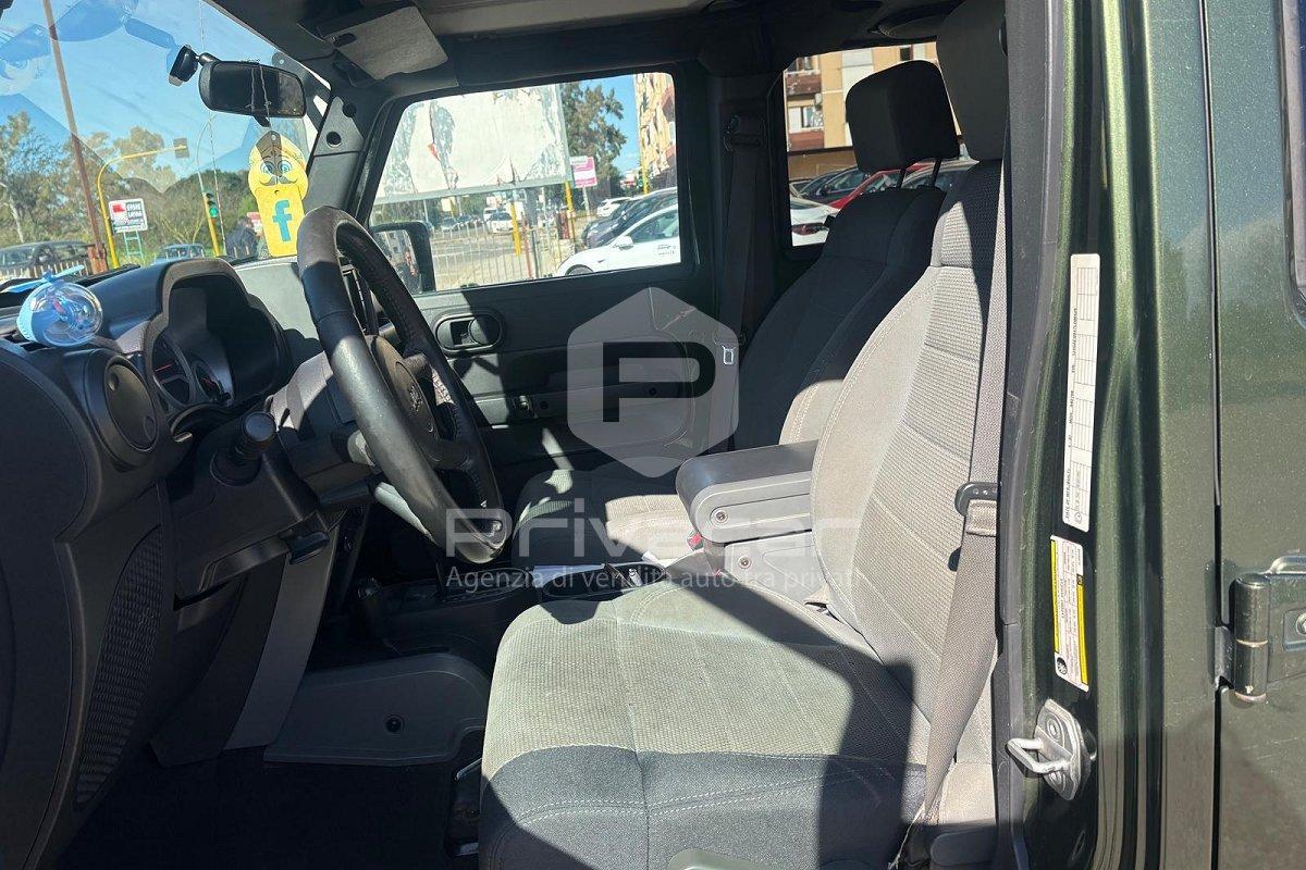 JEEP Wrangler Unlimited 2.8 CRD Sahara Auto