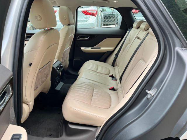 JAGUAR F-Pace 3.0 D V6 300 CV AWD aut. Portfolio