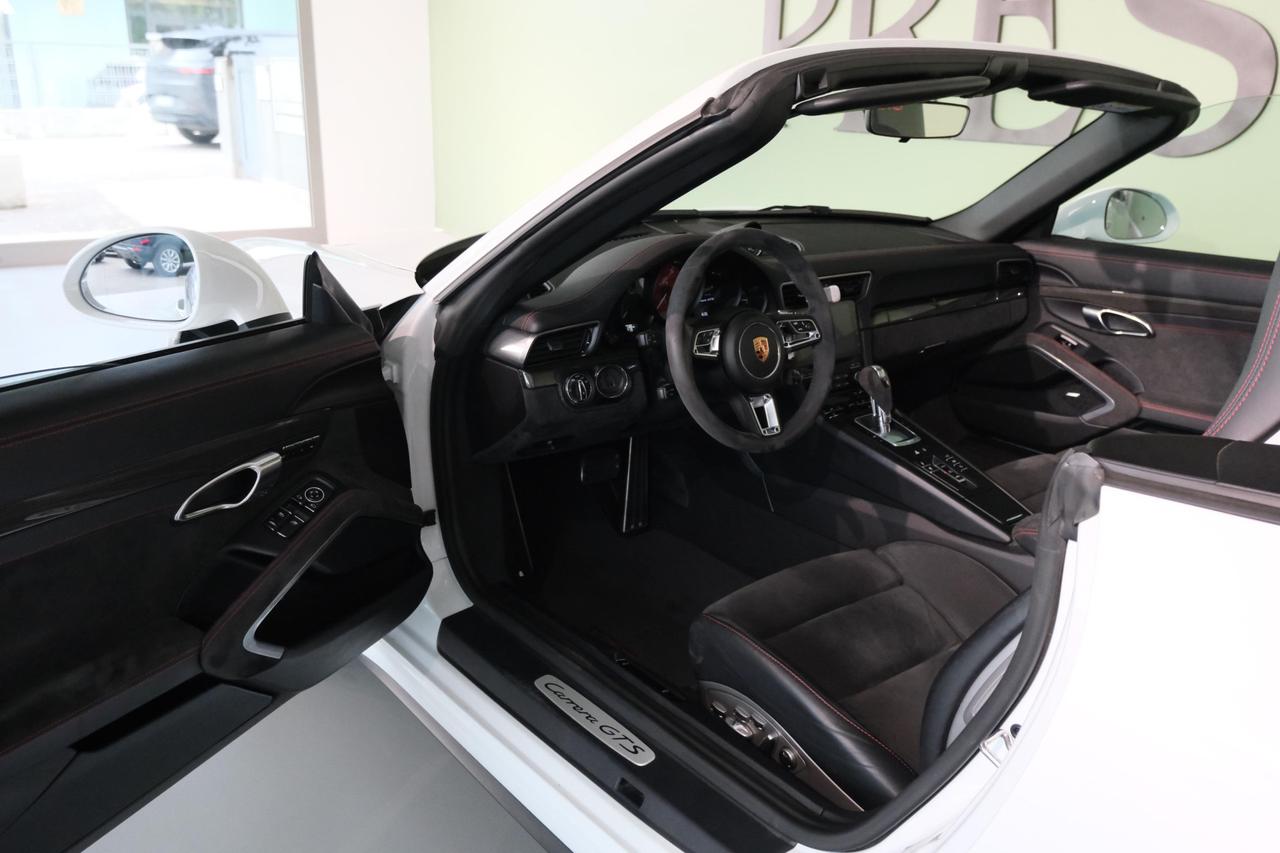 Porsche 911 Cabrio 3.0 Carrera GTS