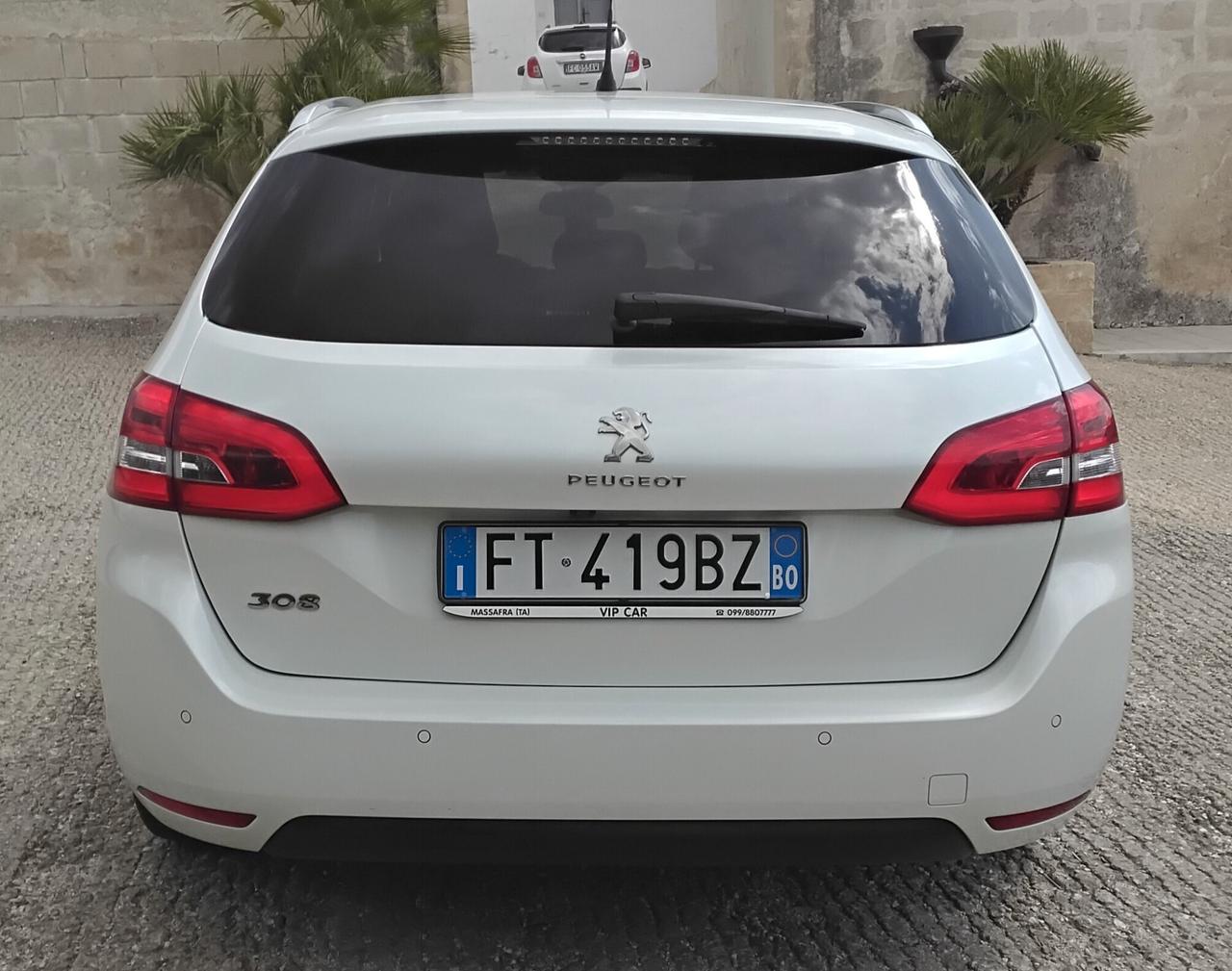 Peugeot 308 BlueHDi 130 S&S SW Allure