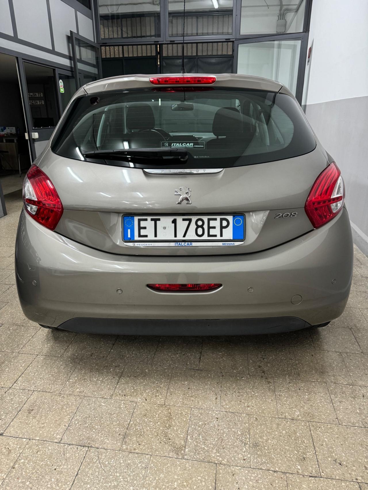 Peugeot 208 1.2 VTi 82 CV 5P. Allure KM 0 - 2014