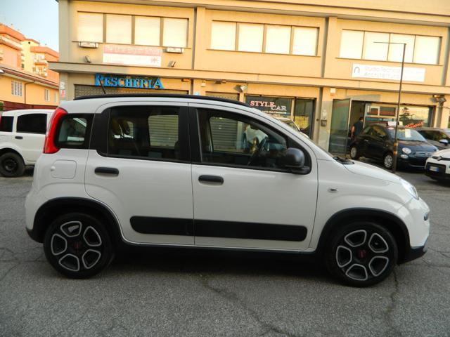 FIAT Panda 1.0 Hybrid 70CV 5POSTI - UNIPRO TAGLIANDATA