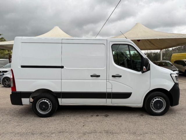 RENAULT Master T28 2.3 dCi 135 L1H1 Furgone