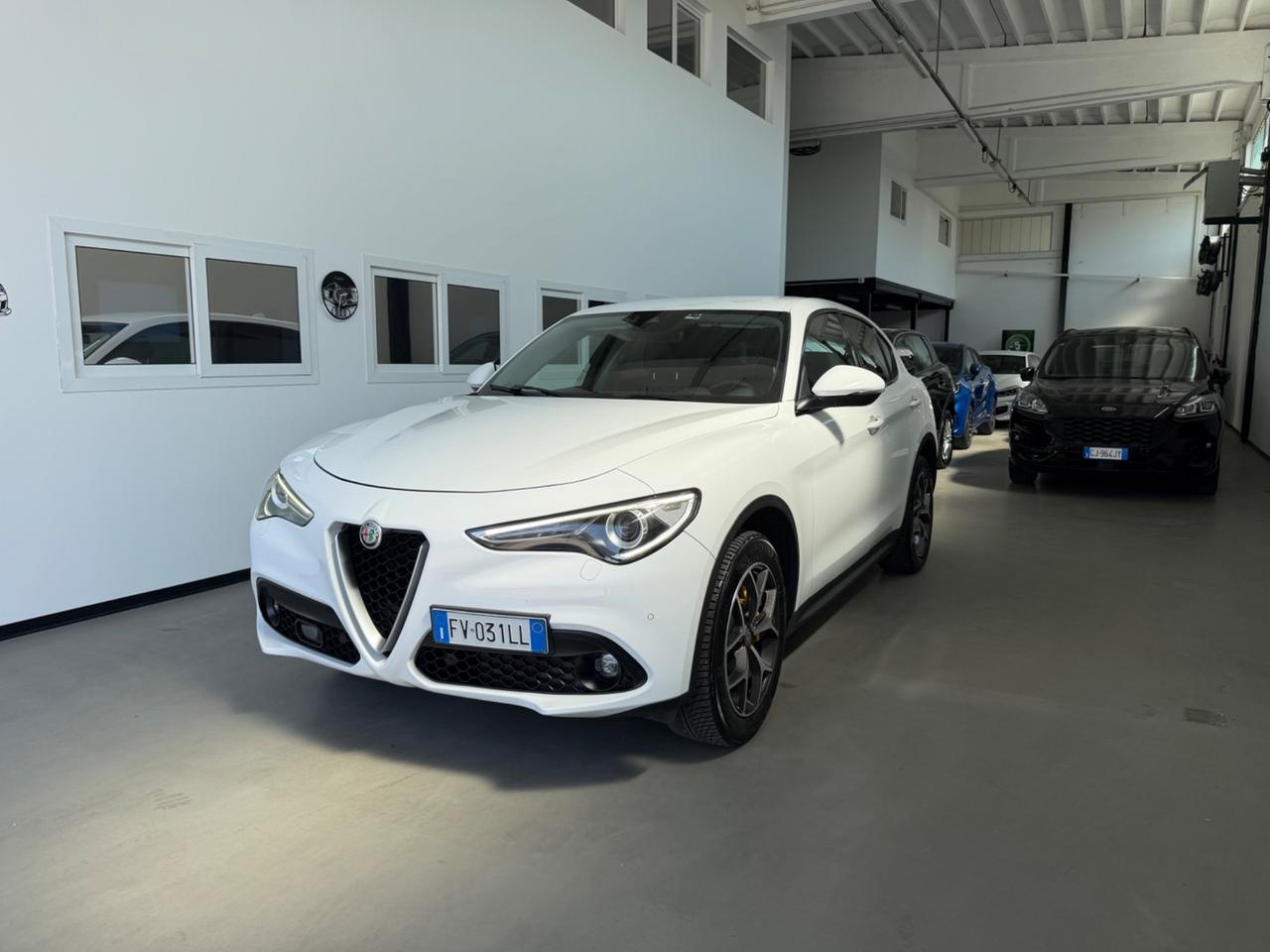 Alfa Romeo Stelvio 2.2 Turbodiesel 210 CV AT8 Q4 Executive