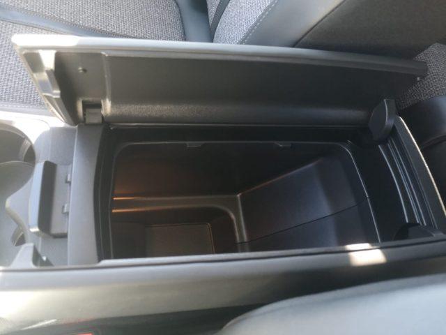 PEUGEOT 3008 BlueHDi 130 S&S Allure Business