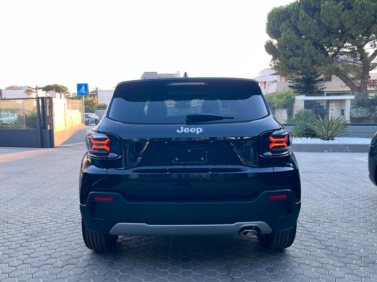 Jeep Avenger 1.2 Turbo 110 CV MHEV Summit Automatic KM0