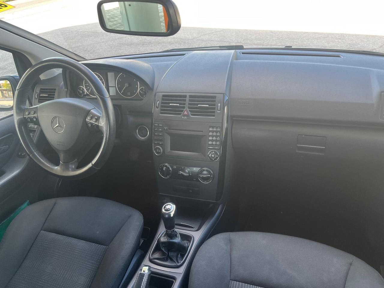Mercedes-benz A 160 BlueEFFICIENCY Avantgarde