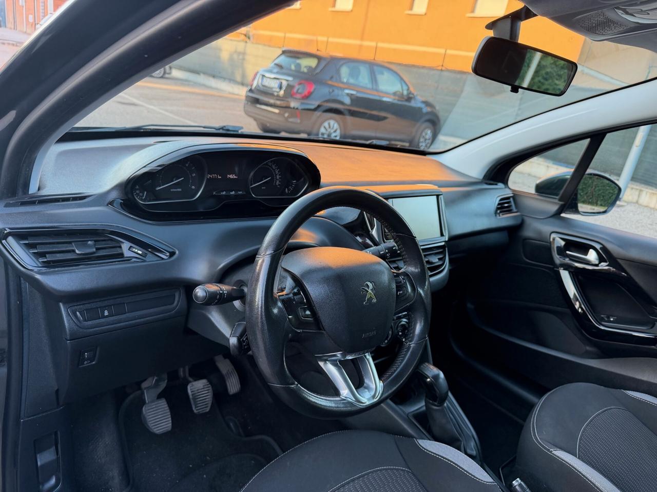 Peugeot 208 1.6 - NEOPATENTATI - 12 MESI DI GARANZIA -