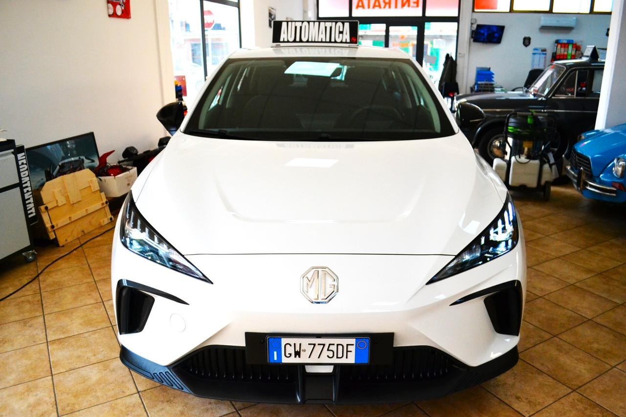 MG MG4 Electric 54KW 73CV 5p. Automatic NEOP. 2024