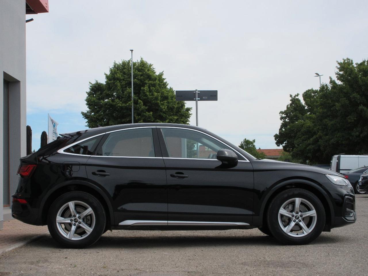 Audi Q5 Sportback 35 2.0 tdi mhev 12V Business Advanced s-tronic
