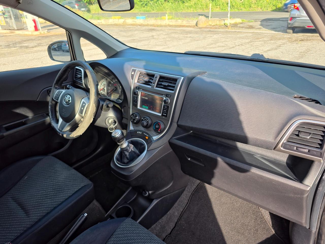 Toyota Verso-S 1.3 MT Style CV-99 2013-E5B Manuale NEO