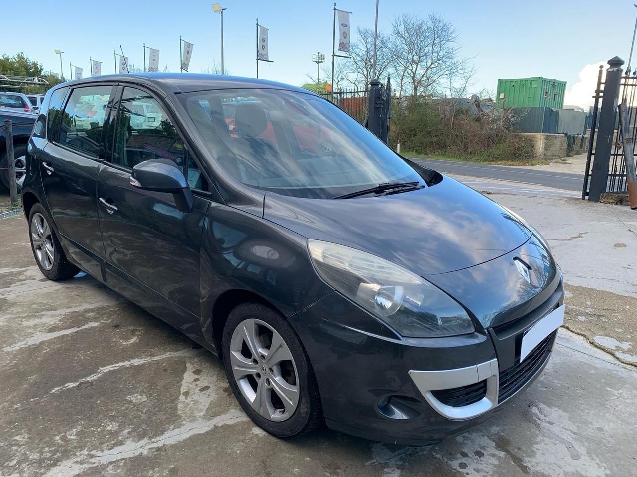 Renault Scenic Scénic X-Mod 1.5 dCi 110CV Luxe