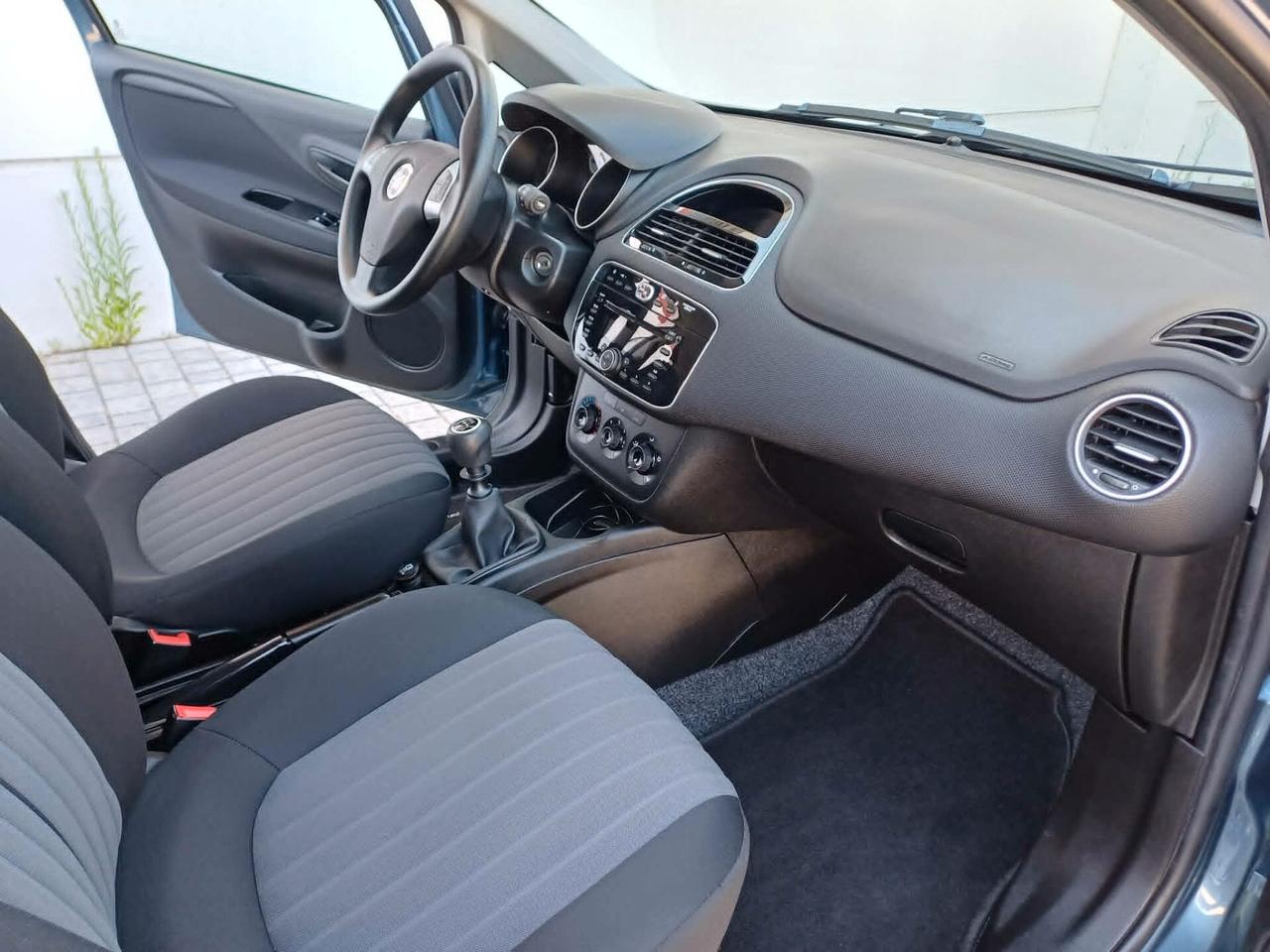 Fiat Punto 1.4 8v 77 cv 5 porte Natural Power Street