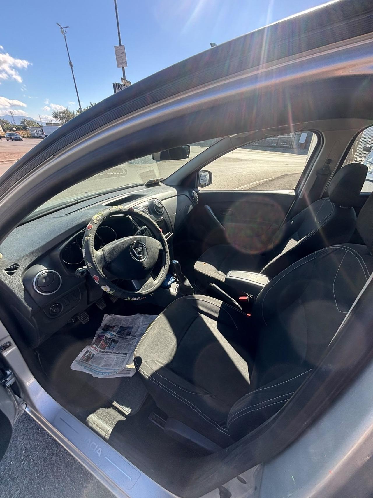 Dacia Sandero 1.2 GPL 75CV Lauréate