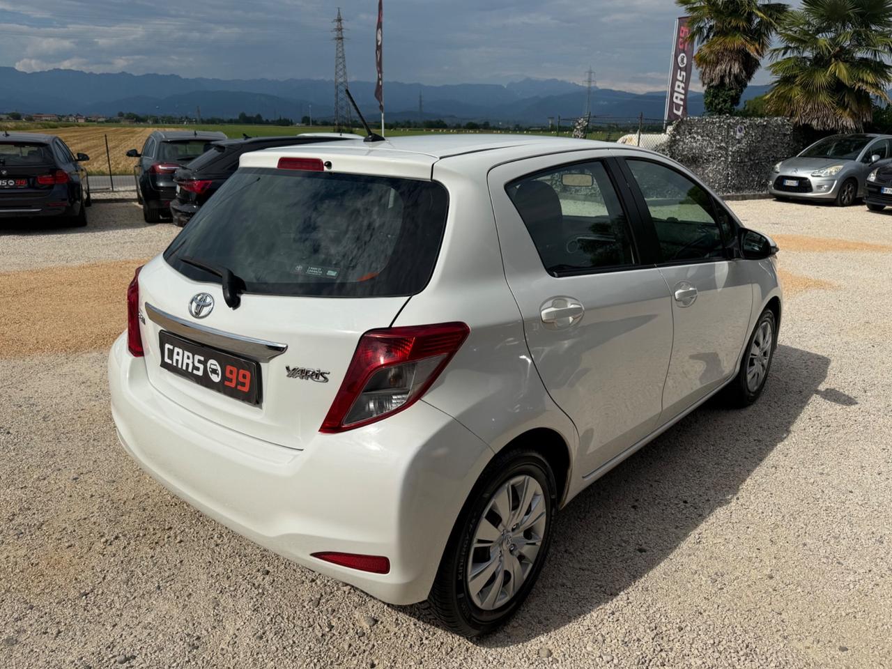 Toyota Yaris 1.3 5 porte Lounge