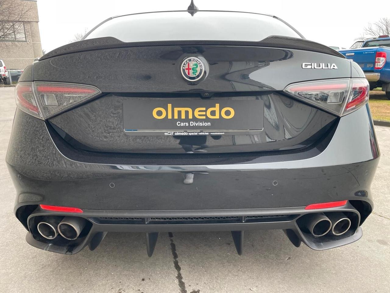 Alfa Romeo Giulia 2.9 V6 Bi-Turbo AT8 Quadrifoglio