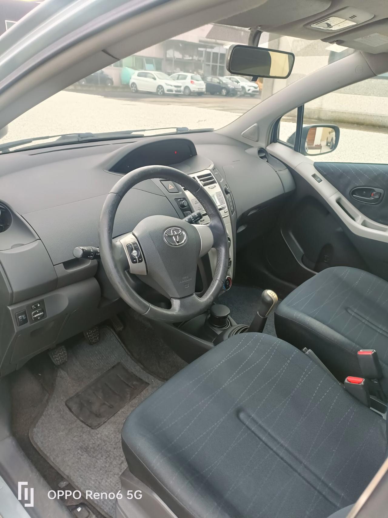 Toyota Yaris 1.3 5 porte Sol