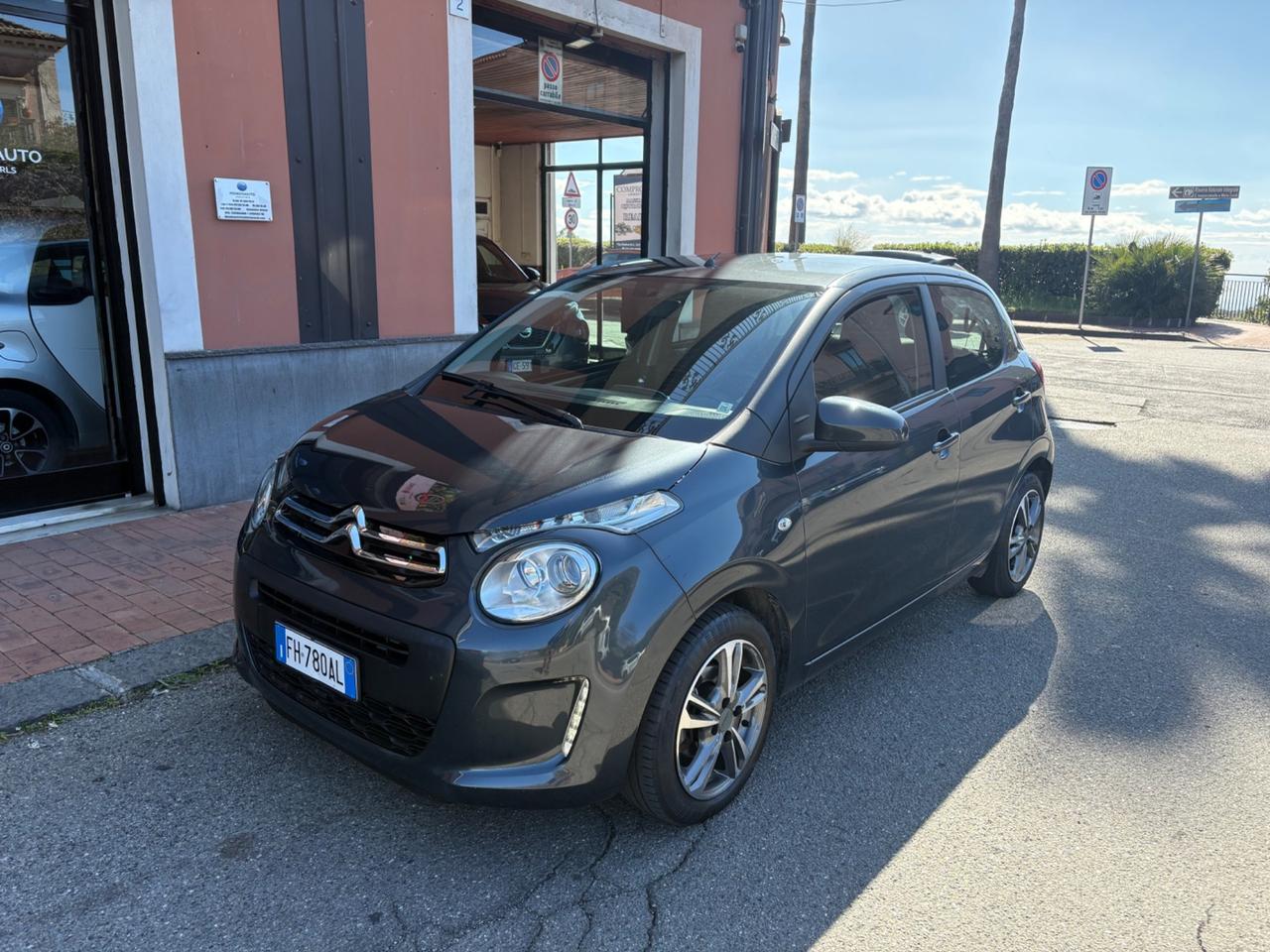 Citroen C1 VTi 68 Automatica 5 porte Shine 2017