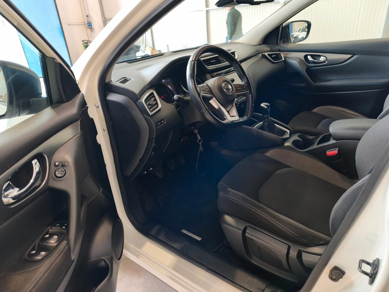 Nissan Qashqai 1.3 DIG-T 140 CV N-Connecta
