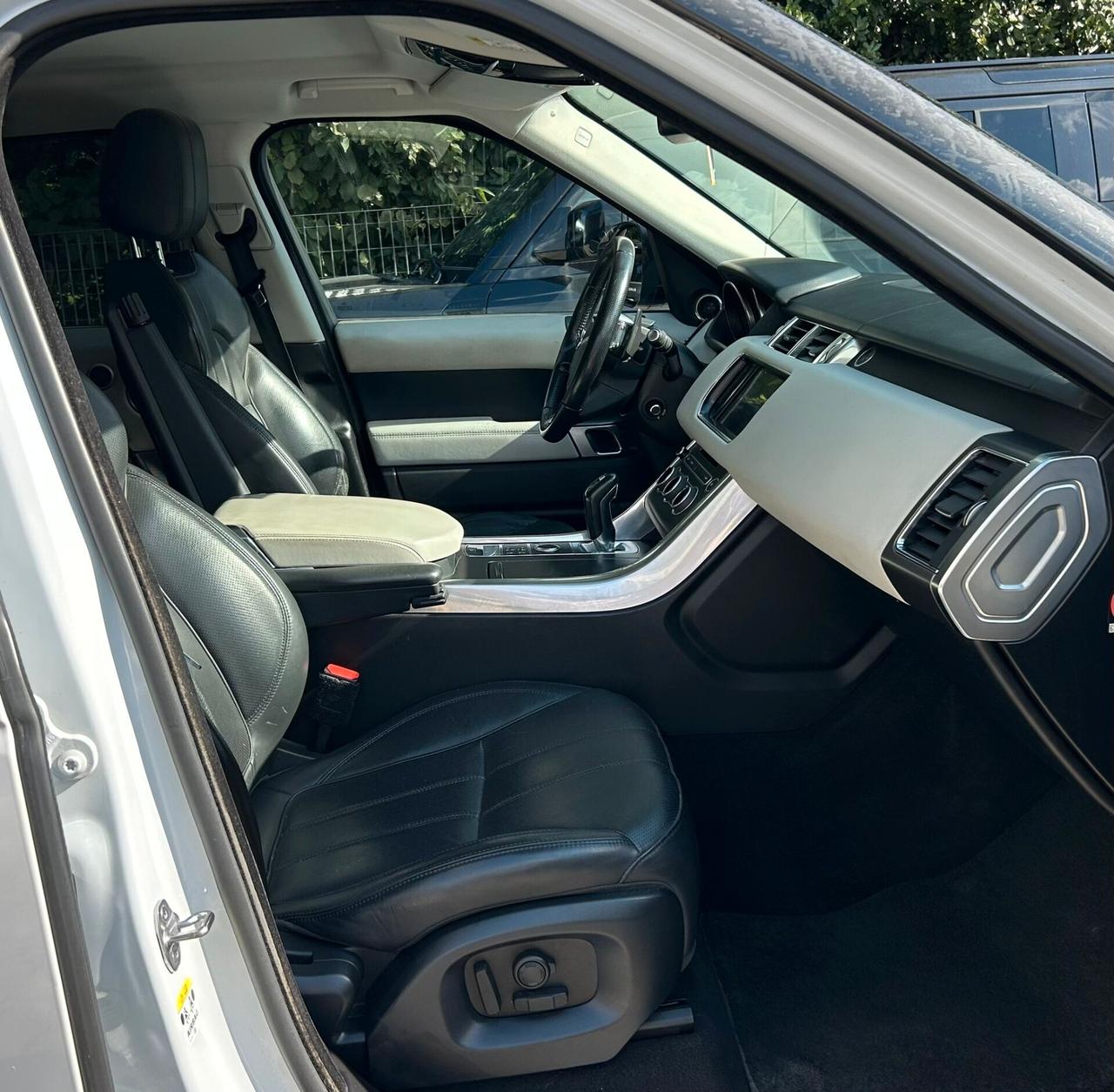 Land Rover Range Sport 3.0 TDV6 HSE