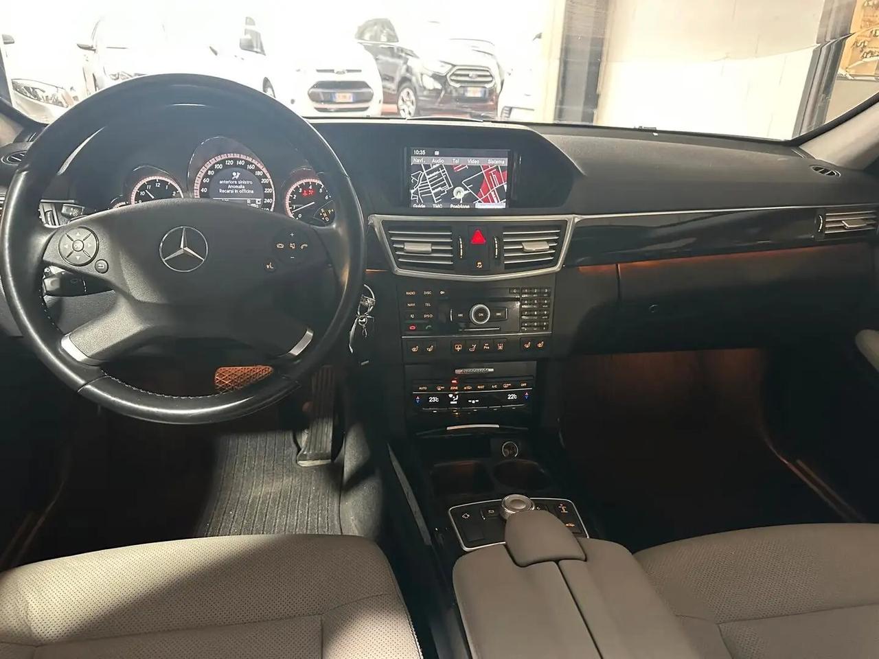 Mercedes-benz E 500 Avantgarde Blindatura