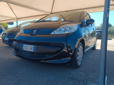 Peugeot 107 1.0 Aut Uni Pro Gar Rate