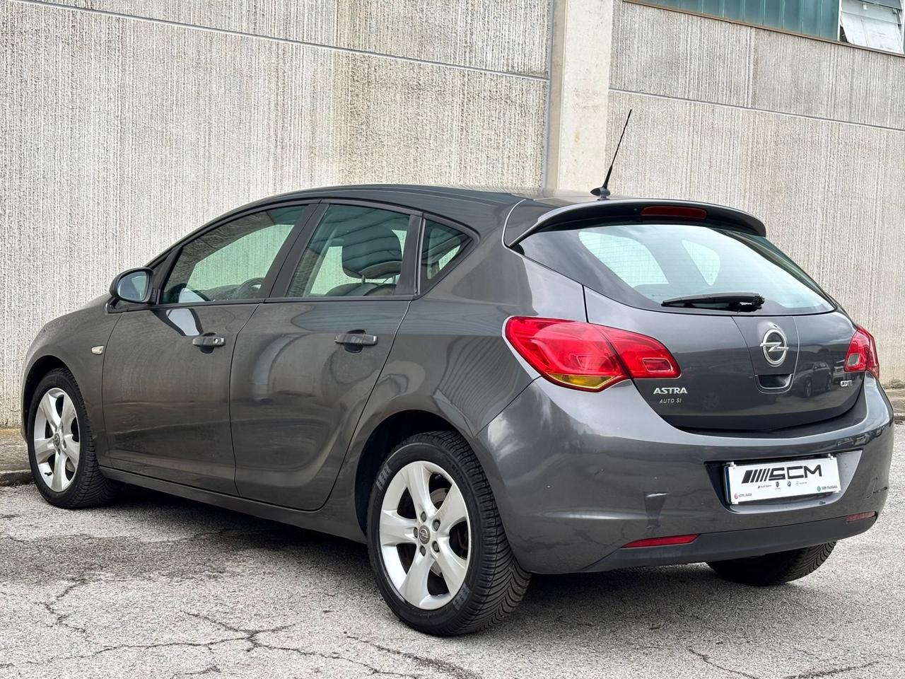 Opel Astra 1.7 CDTI 125CV 5 porte Cosmo