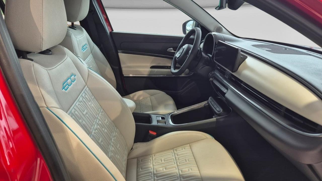 FIAT 600 IV 2023 - 600 1.2 hybrid La Prima II 110cv auto