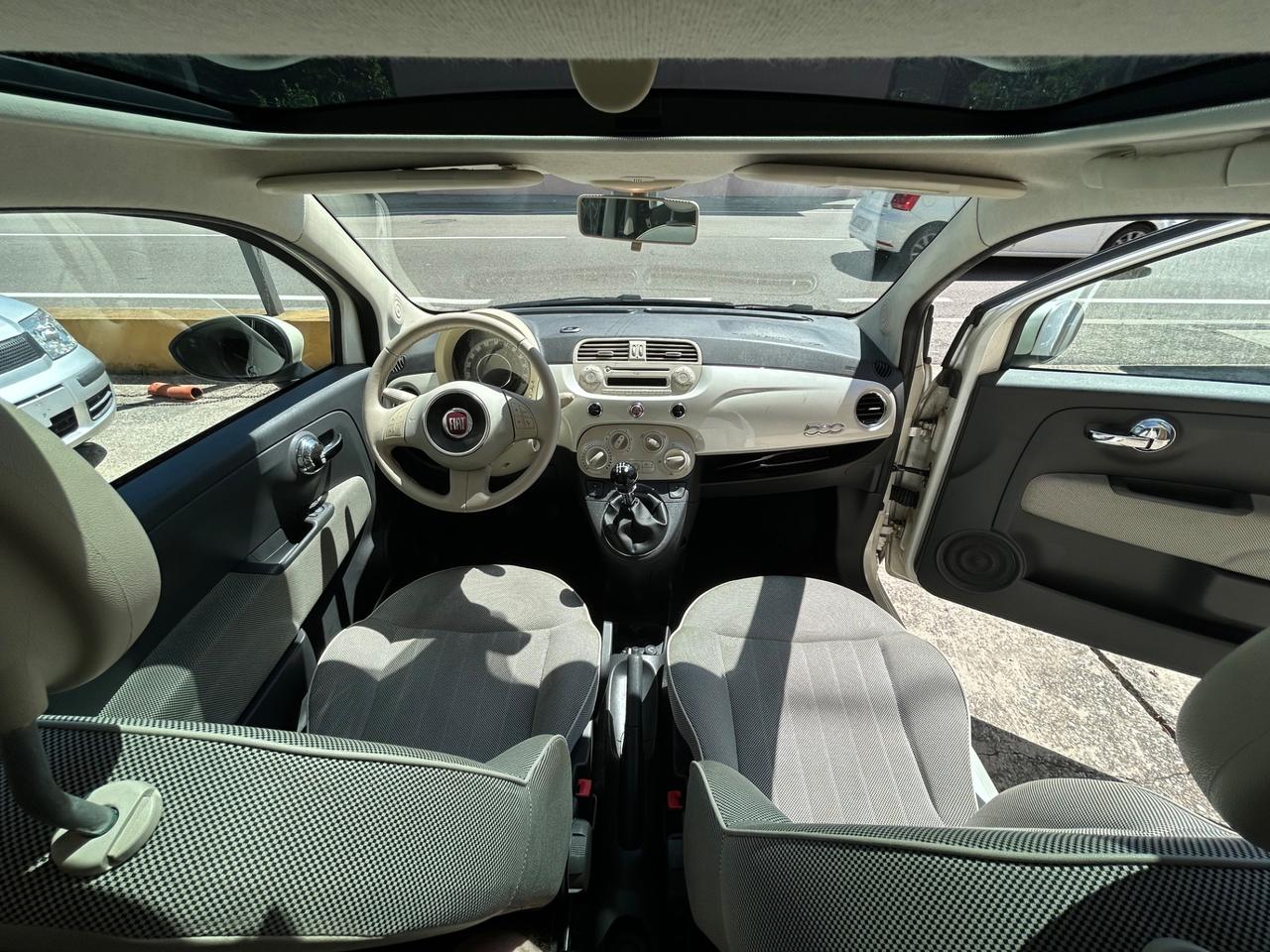Fiat 500 0.9 TwinAir Turbo LoungePANoRAMA 2011