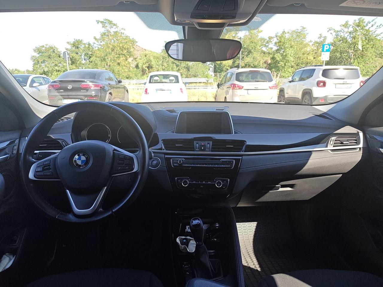 Bmw X2 Business 18i #11580