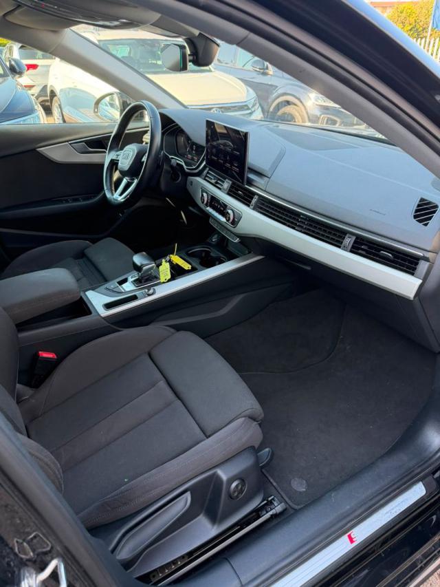 AUDI A4 Avant 35 TDI/163 CV S line edition FARI MATRIX