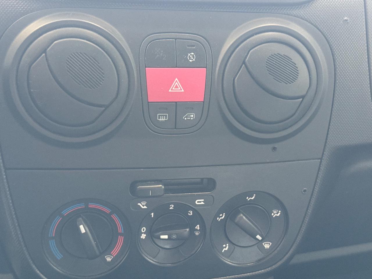 Fiat Fiorino 1.3 MJT 95CV Cargo Adventure