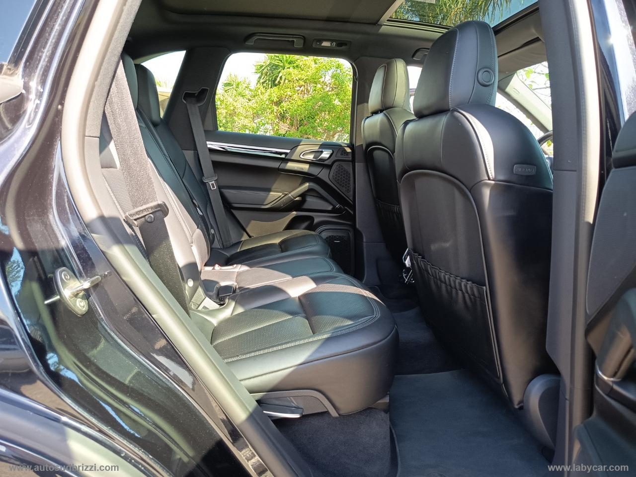 PORSCHE Cayenne 3.0 Diesel Platinum Edition