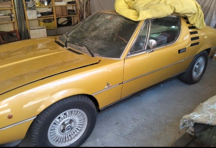 Alfa Romeo Montreal Oro metallizzato