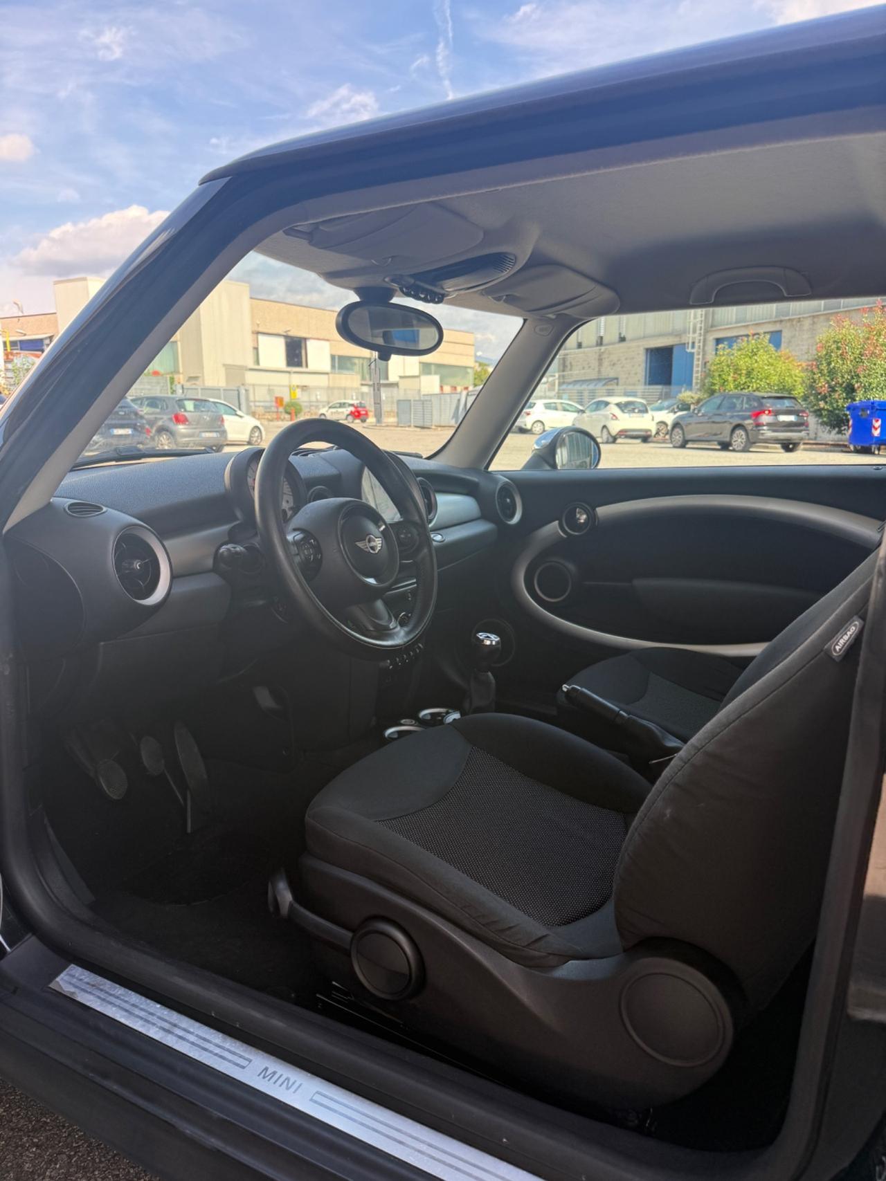 Mini 1.6 16V One 75cv