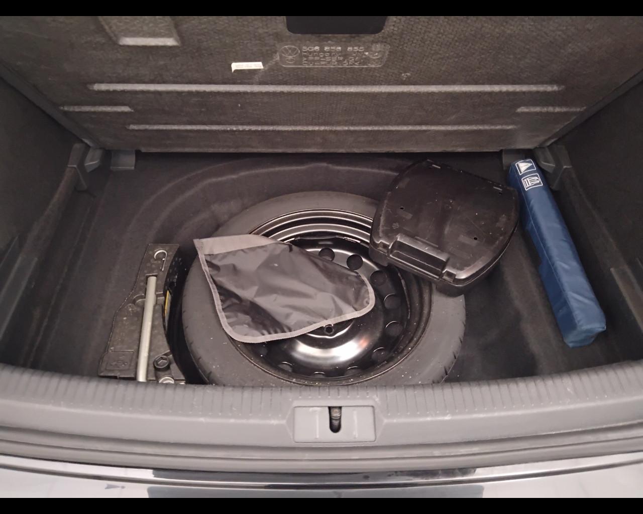 VOLKSWAGEN Golf VII 2017 5p - Golf 5p 1.6 tdi Business 115cv dsg